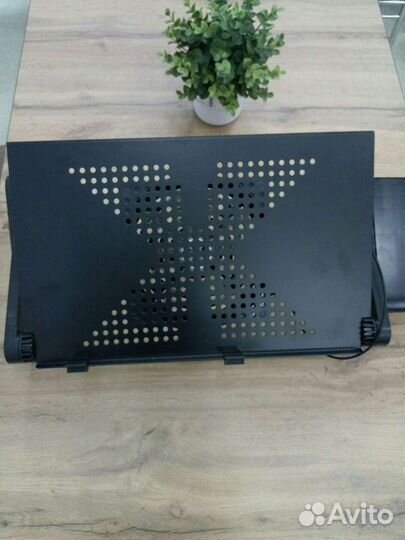 Подставка с охлаждением для ноутбука