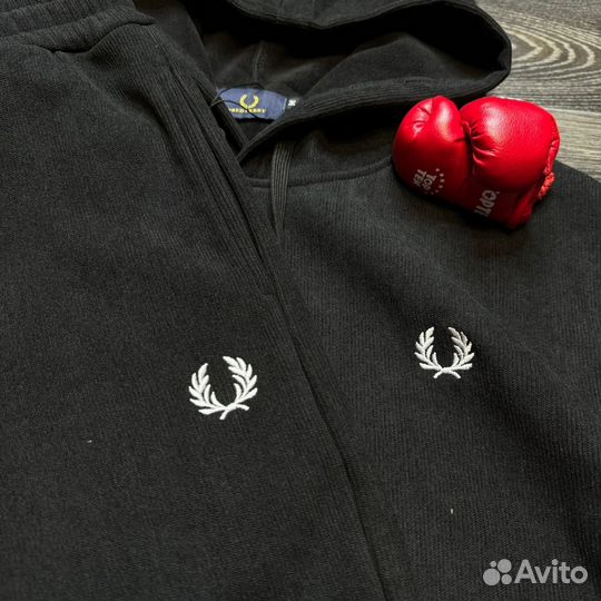 Вельветовый костюм Fred Perry
