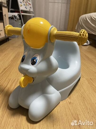 Горшок детский с игрушкой