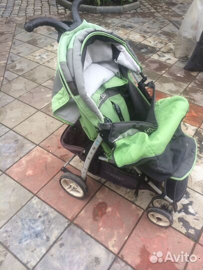 Прогулочная коляска