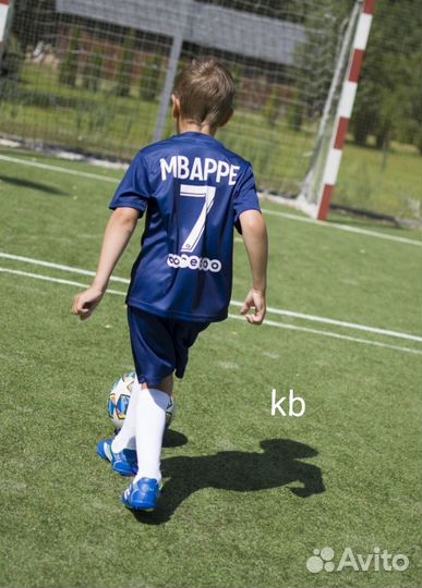 Футбольная форма Мбаппе PSG