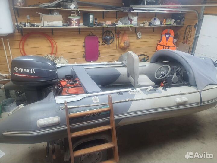 Лодка Моторная