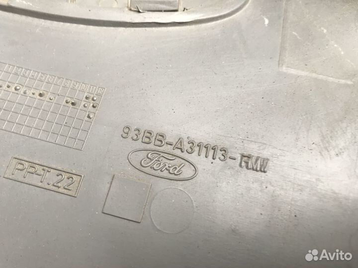 Обшивка задней стойки левая Ford Mondeo 2 Форд