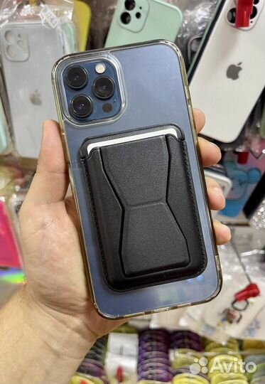 Большой выбор MagSafe кошельков для iPhone