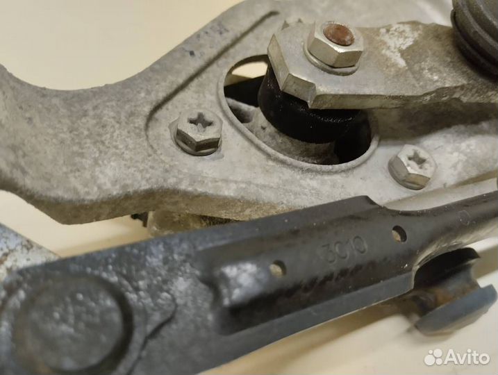 Трапеция стеклоочистителей Kia Rio 3 UB 2011-2017