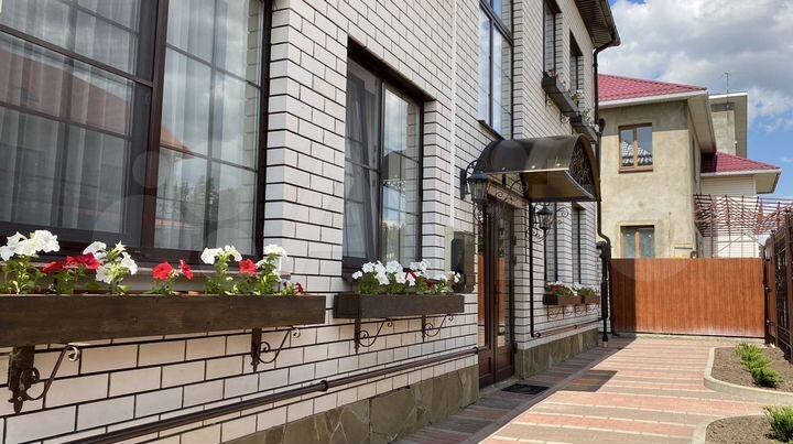 1-к. квартира, 50 м², 2/2 эт.