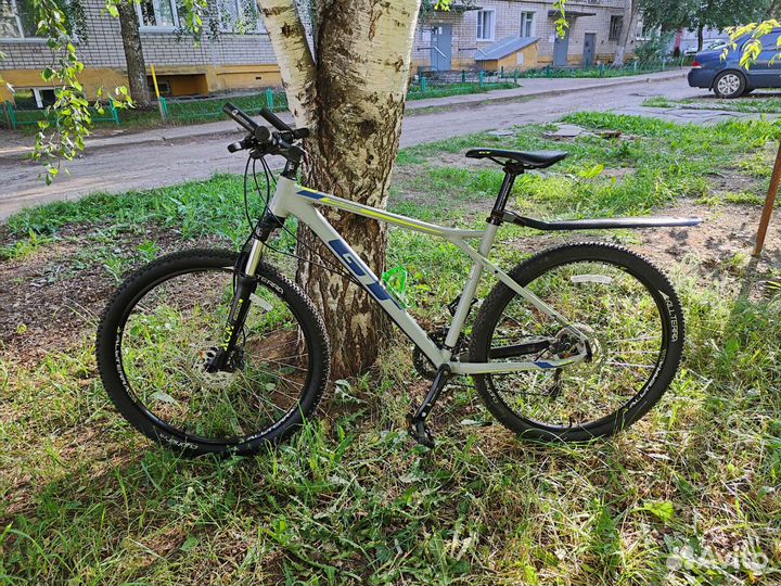 Горный велосипед GT avalanche comp 27.5 L