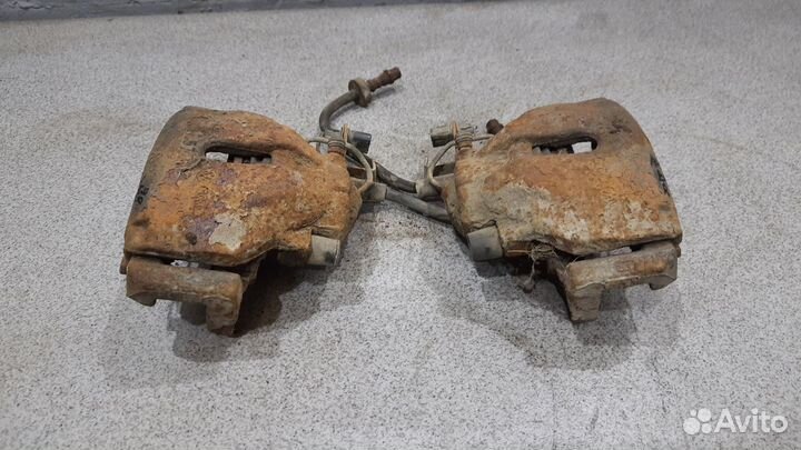 Передний тормозной суппорт Audi A4 B6 2.0 ALT CVT