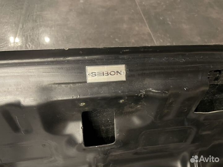 Карбоновая крышка багажника Lancer Evolution 7-9