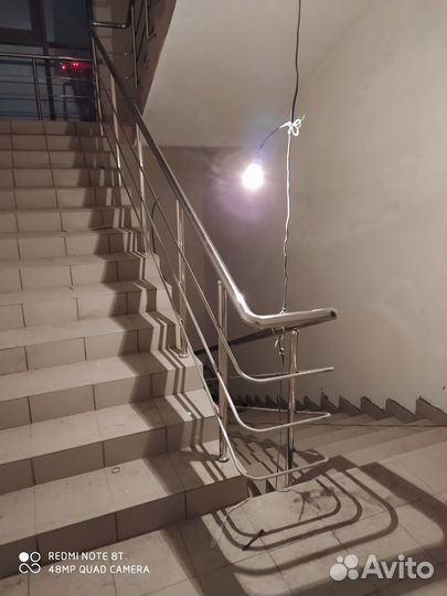 Поручни для лестниц