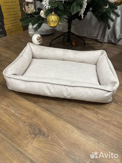 Лежанка для маленьких собак