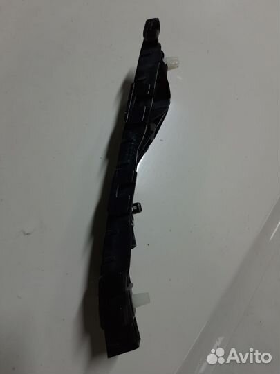 Кронштейн левый переднего бампера IX35 оригинал