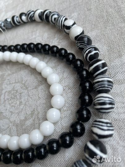 Агат белый черный камень