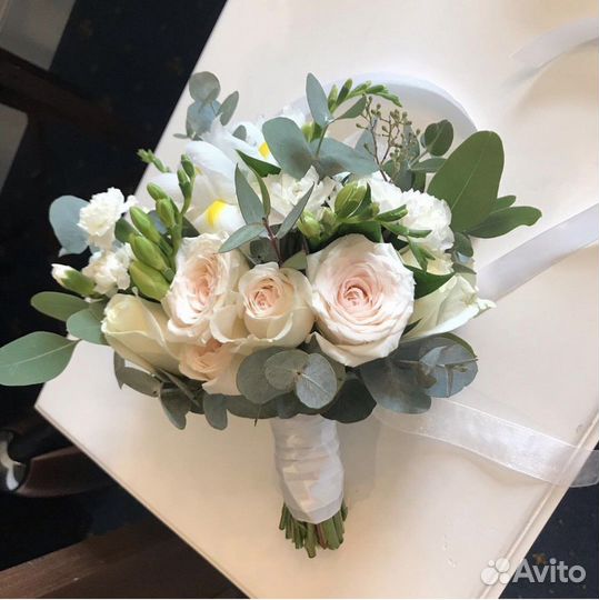 Свадебный букет невесты флорист из живых цветов