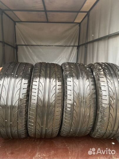 Hankook Ventus V12 Evo K110 235/50 R18