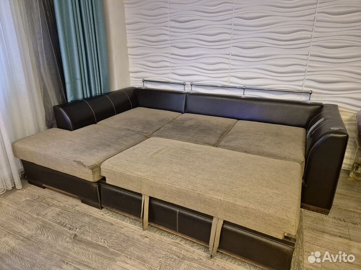 Угловой диван