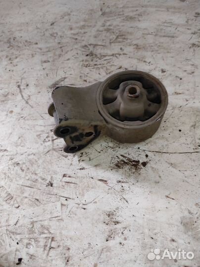 Опора двигателя задняя Hyundai Elantra XD