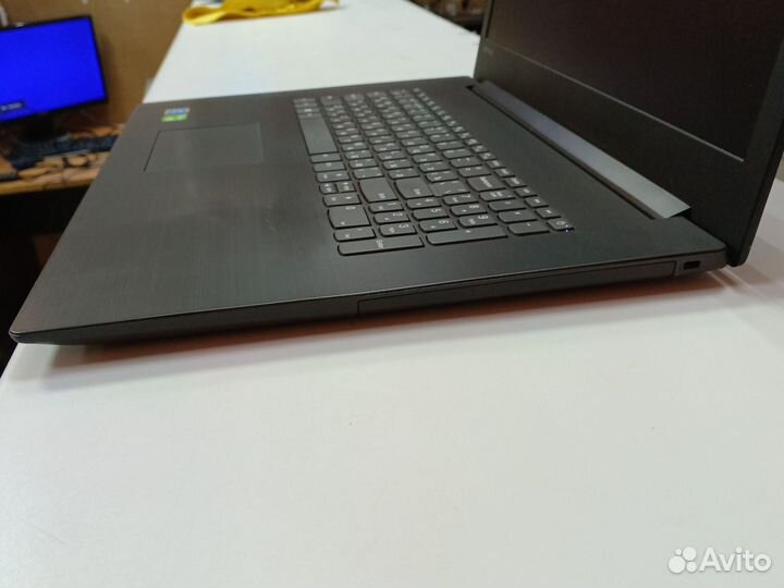 Ноутбук lenovo MX110(2Gb) +Pentium 4415u