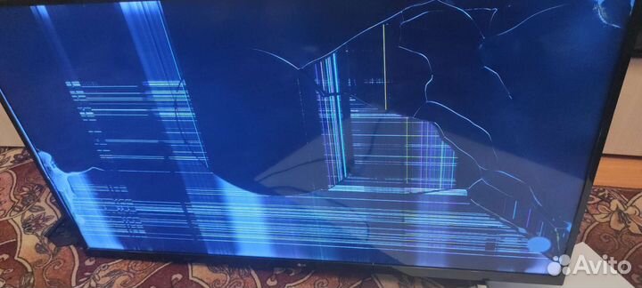 168P-L4R032-W1 L4R032 от LG 49LJ540V