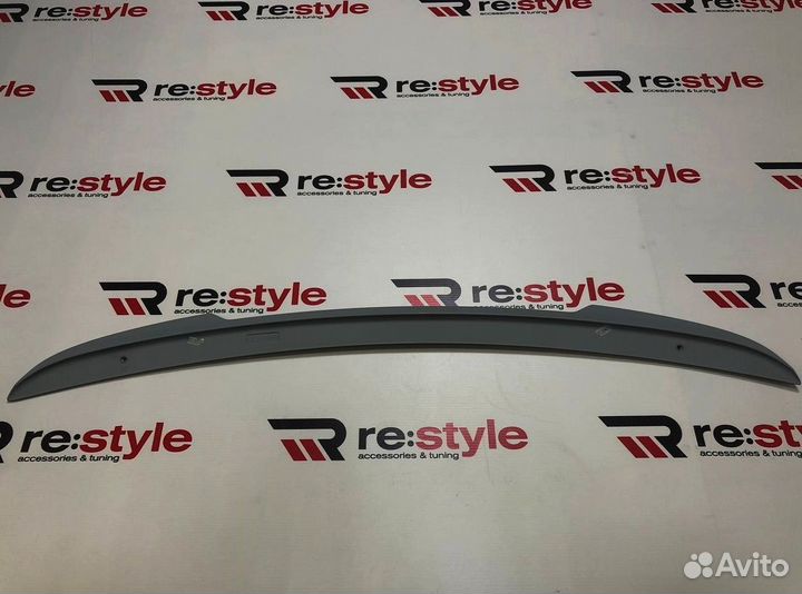 Спойлер на крышку багажника Lexus IS250 с 13г