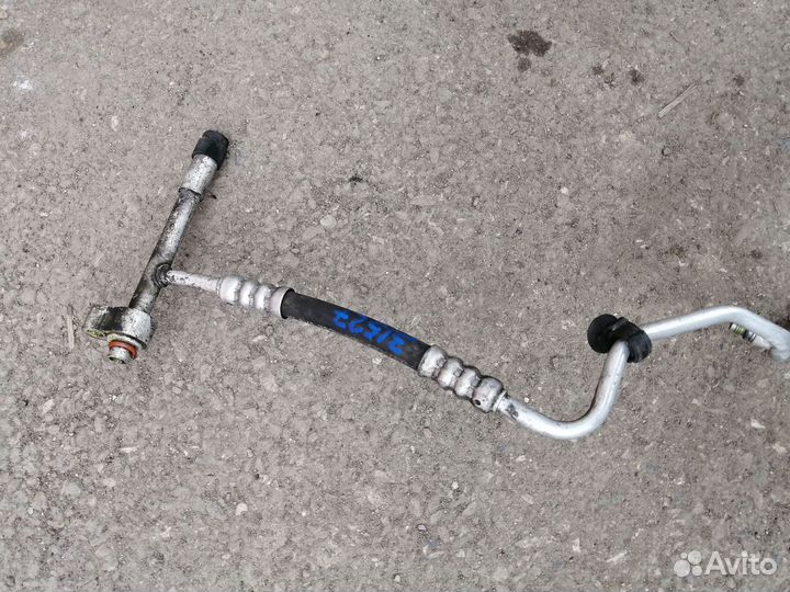 Трубка кондиционера заправочная Ford Focus 2 1.8