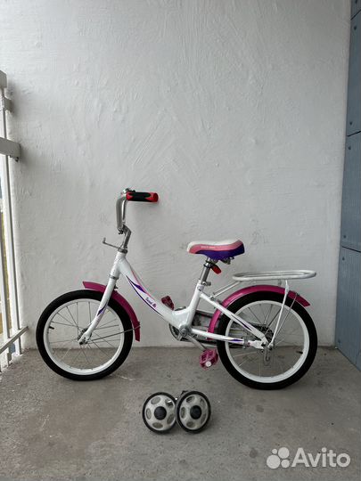 Велосипед для девочки 16 дюймов