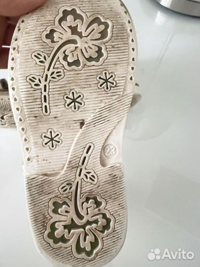 Сандалии для девочки 23 размер