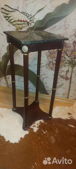 Консоль-подставка