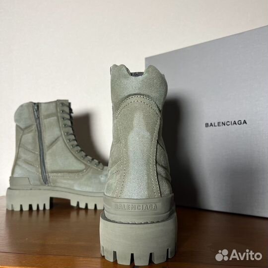 Balenciaga strike в наличии