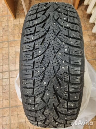 Toyo Observe G3-Ice 215/60 R17 100T