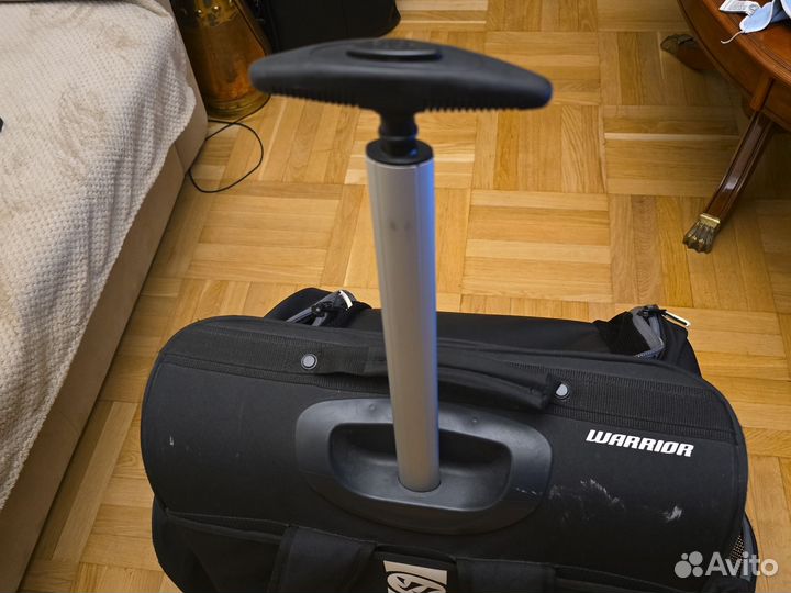 Хоккейный баул на колесах детский бу