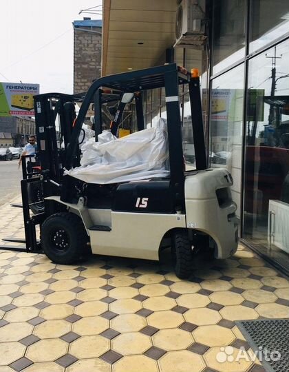 Вилочный погрузчик TFN CPCD15, 2023