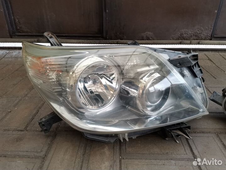 Фары Prado 150 09-2012 год Оригинал