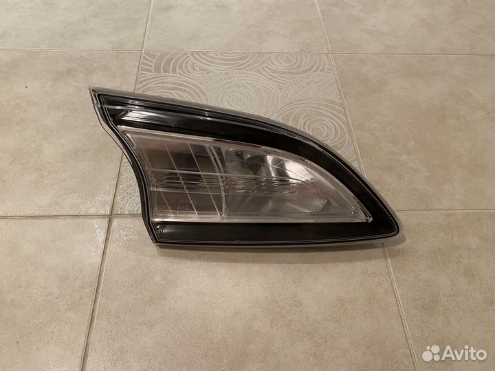 Фонарь багажника левый противотуманный Mazda 3 BL