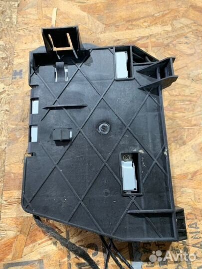 Блок управления камерой заднего вида Audi A6 C6