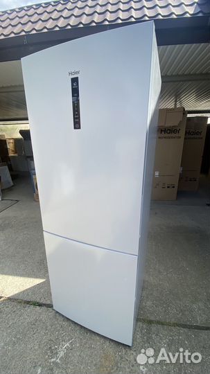 Холодильник Haier C4F744CWG