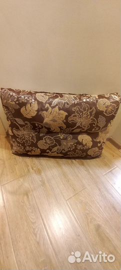 Диванные подушки