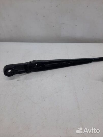 Щеткодержатели (поводок стеклоочистителя, дворник)