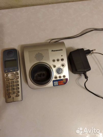 Телефон panasonic