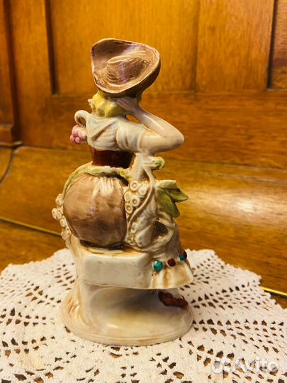 Статуэтка девушка Гревенталь Старая Германия