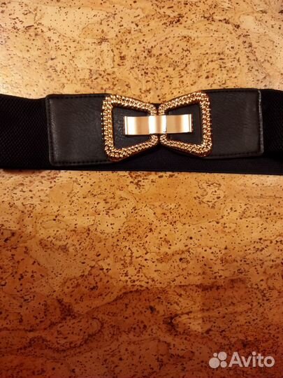 Поясы женские (разных моделей и цветов)