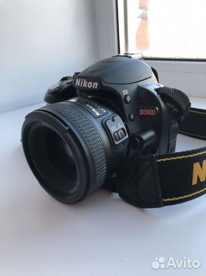 Зеркальный фотоаппарат