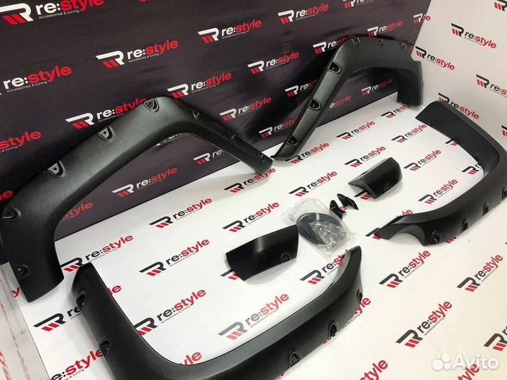 Фендера Toyota Fj Cruiser 2006-2015 V1205