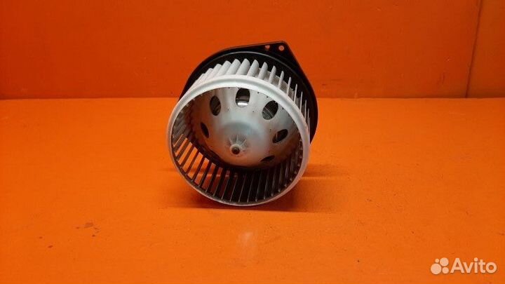 Вентилятор отопителя салона Infiniti G35 V36 2008