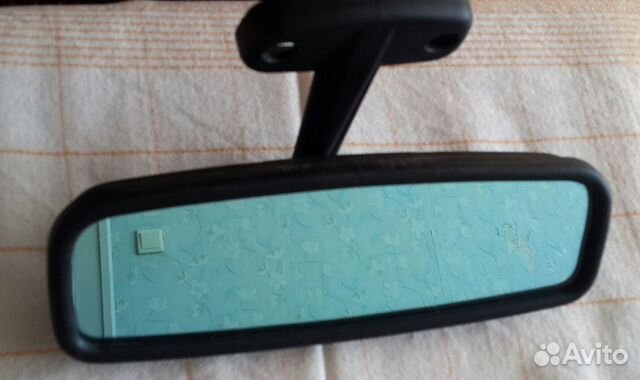 Зеркало заднего вида салонное