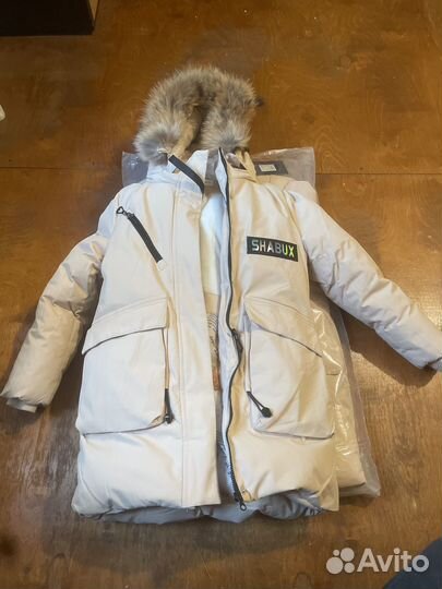 Куртка зимняя для девочки 146 новая