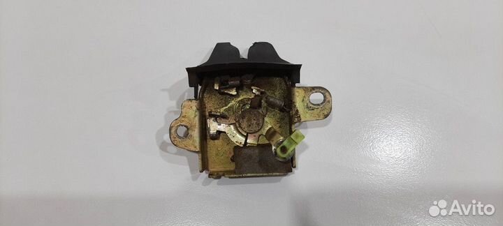 Замок багажника (Geely MK)