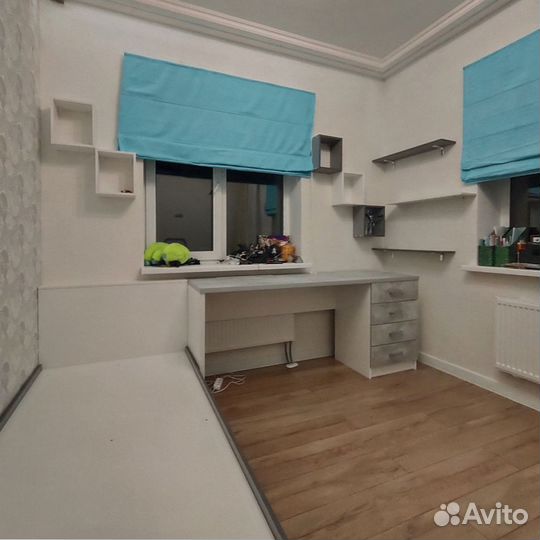 Рабочая зона у окна