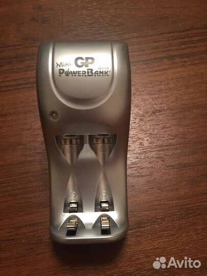 Зарядное устройство для аккумуляторных батареек