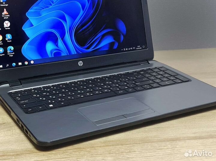 Быстрый Современный Ноутбук HP с SSD